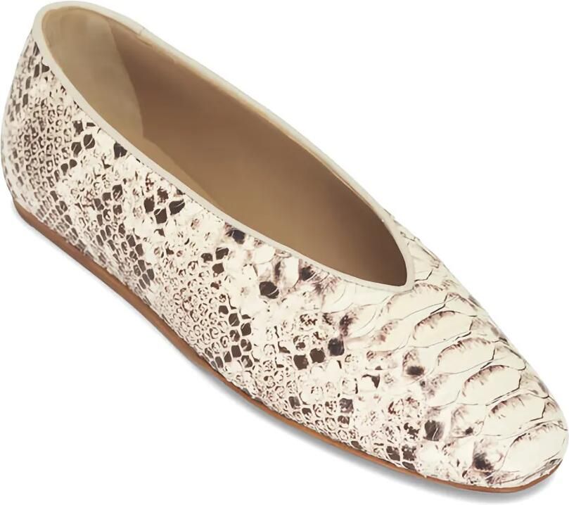 Le Monde Beryl Classic Regency ballerina's Beige