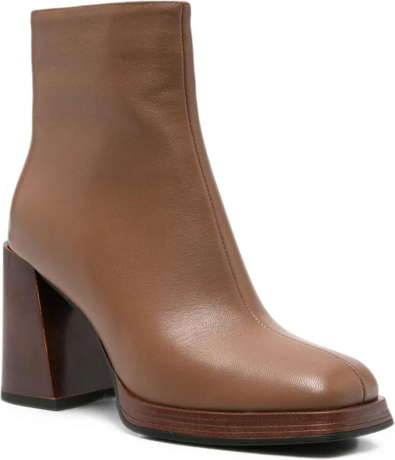 LINDA BAUMANN Enkellaarzen met vierkante neus en blokhak Beige