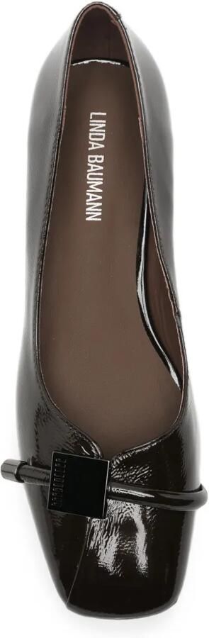 LINDA BAUMANN Pumps met blokhak en lakafwerking Bruin