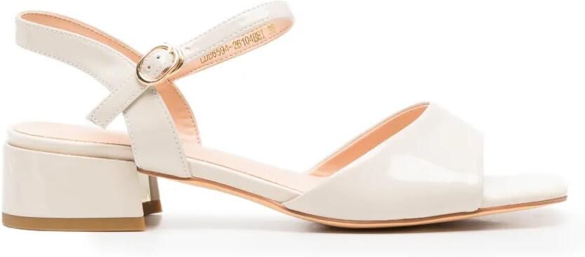LINDA BAUMANN Sandalen met gespsluiting en lakleren afwerking Beige