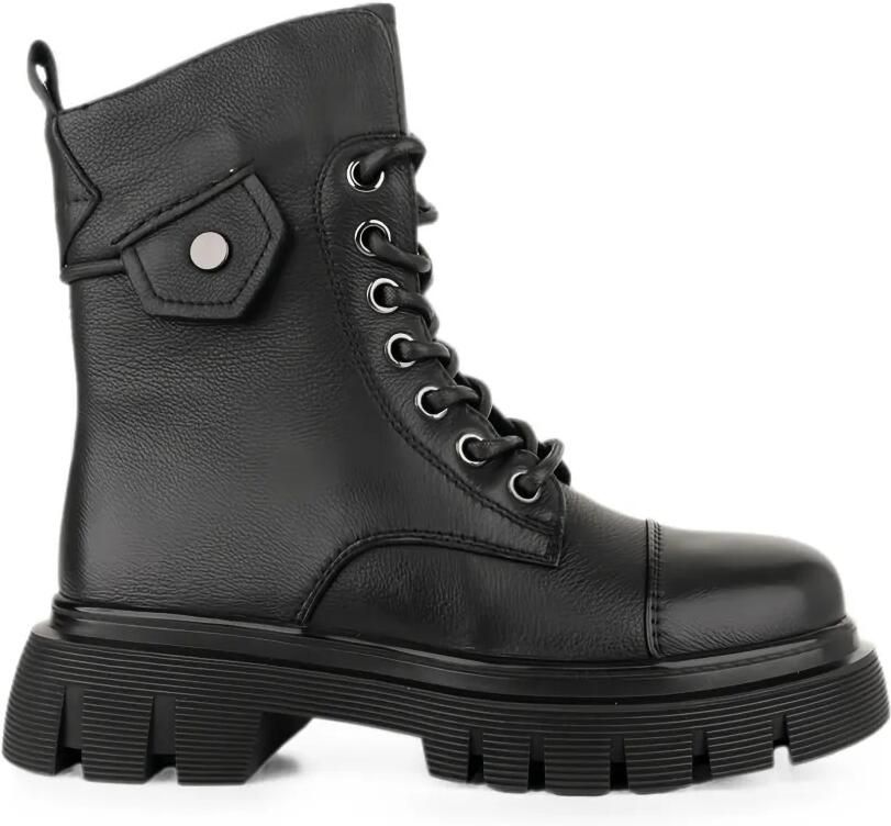 LINDA BAUMANN Veterlaarzen met chunky zool Zwart