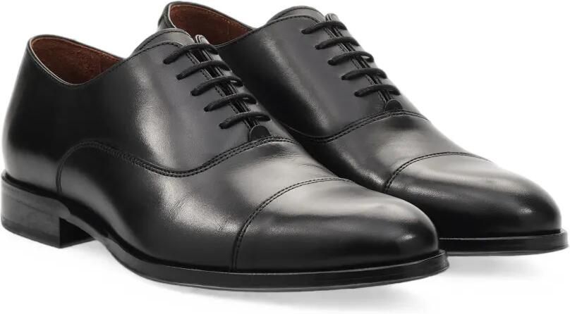 Lottusse Lenox Oxford schoenen met kapneus Zwart