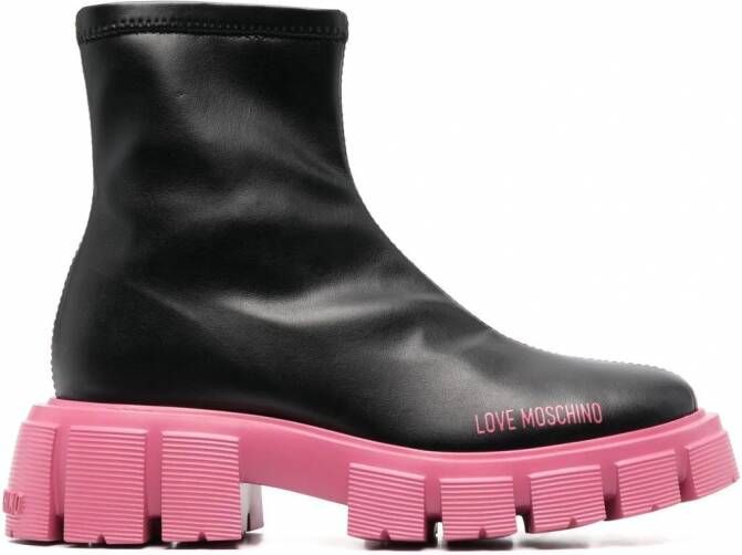 Love Moschino Enkellaarzen met chunky zool Zwart