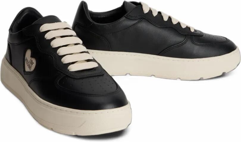 Love Moschino Sneakers met hartpatch Zwart
