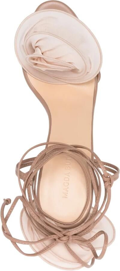 Magda Butrym 90 mm sandalen met bloemenpatch BEIGE - Foto 3