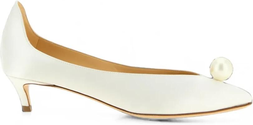 Magda Butrym Pumps met satijnen afwerking en hak Wit