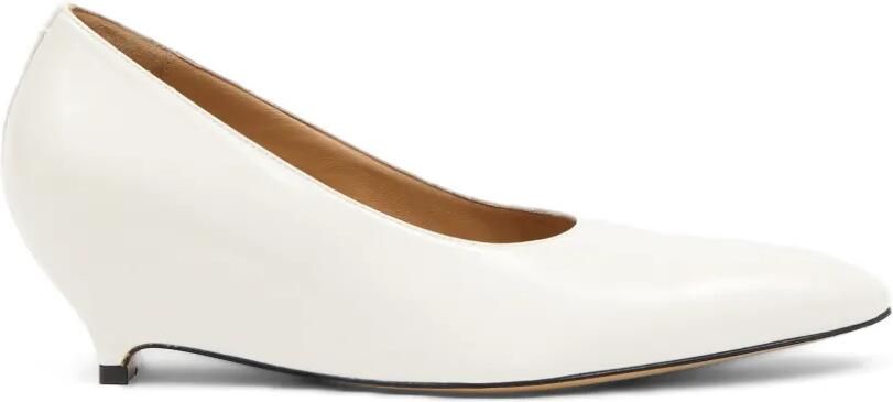 Maison Margiela Heel-less pumps met kitten-hak Beige