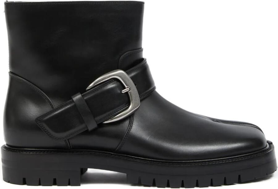 Maison Margiela Tabi County enkellaarzen met gesp Zwart