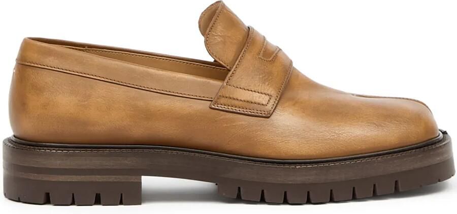 Maison Margiela Tabi leren loafers Beige