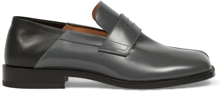 Maison Margiela Tabi slip-on loafers Grijs