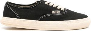 Maison Mihara Yasuhiro Sneakers met contrasterend stiksel Zwart