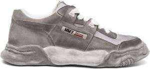 Maison Mihara Yasuhiro George low-top sneakers Grijs