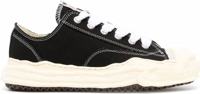 Maison Mihara Yasuhiro Low-top sneakers Zwart