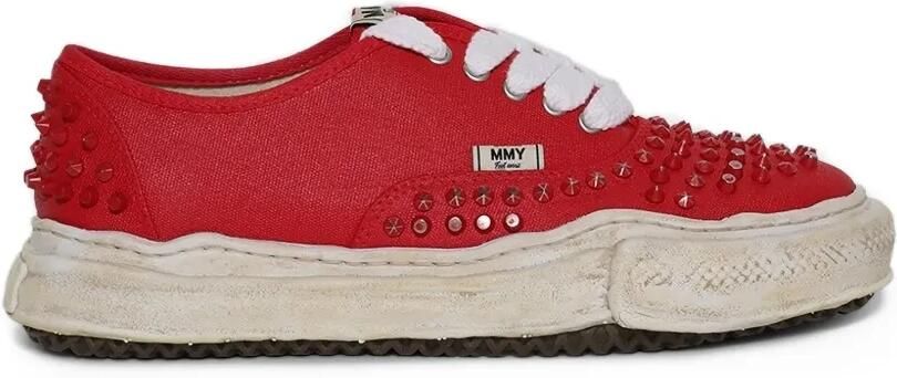 Maison MIHARA YASUHIRO Baker sneakers met studs Rood