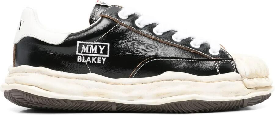 Maison MIHARA YASUHIRO BLAKEY OG leren low-top sneakers met gekreukte zool Zwart