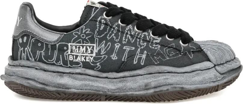 Maison MIHARA YASUHIRO Blakey sneakers met graffiti-print Grijs