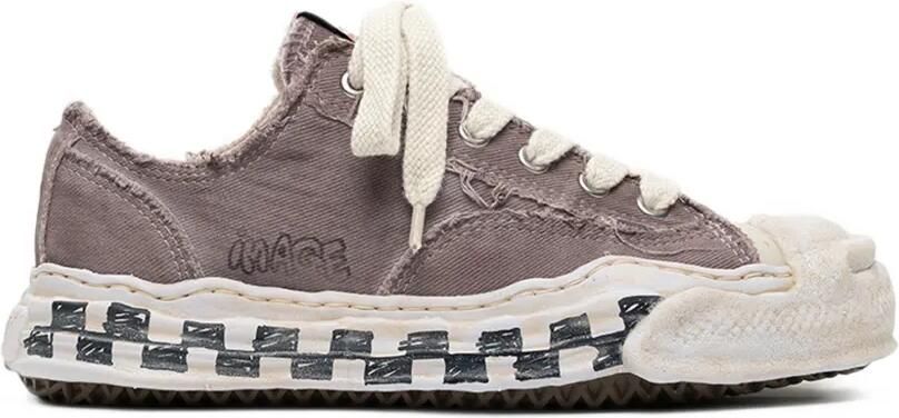 Maison MIHARA YASUHIRO Hank OG low-top canvas sneakers met graffiti-ruit Grijs