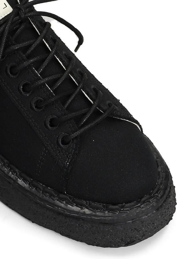 Maison MIHARA YASUHIRO Mark low-top sneakers Zwart