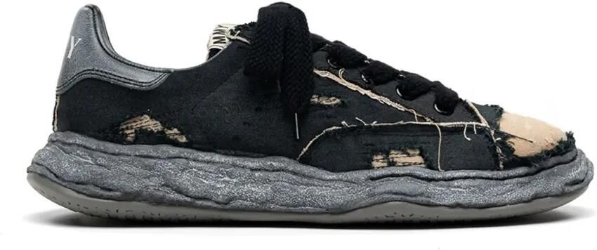 Maison MIHARA YASUHIRO Sneakers met gerafeld effect en chunky zool Zwart
