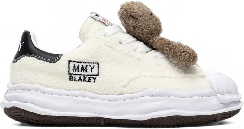 Maison MIHARA YASUHIRO x Pink House "Blakey" OG chenille low-top sneakers met borduurwerk Wit