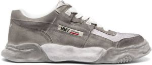 Maison Mihara Yasuhiro Parker low-top sneakers Grijs