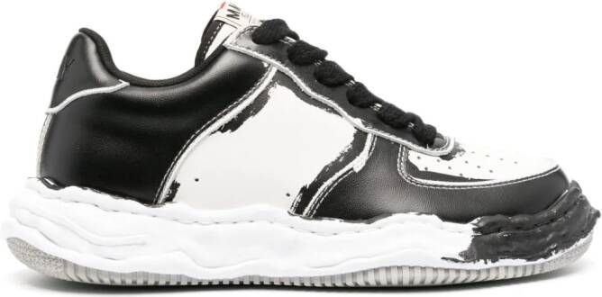 Maison MIHARA YASUHIRO Sneakers met logopatch Wit