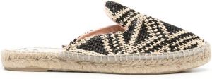 Manebi Espadrilles met puntige neus Beige