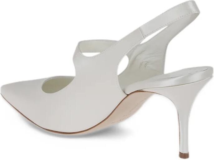 Manolo Blahnik crystal-embellished slingback pumps Wit - Foto 3