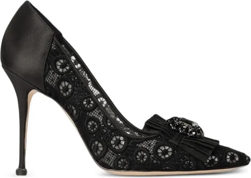 Manolo Blahnik Danceny pumps verfraaid met kant Zwart