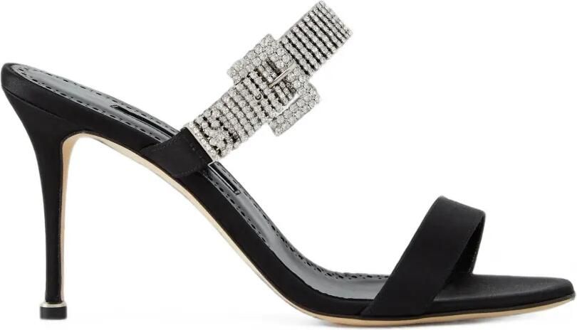 Manolo Blahnik Fibolta sandalen met kristallen gesp Zwart