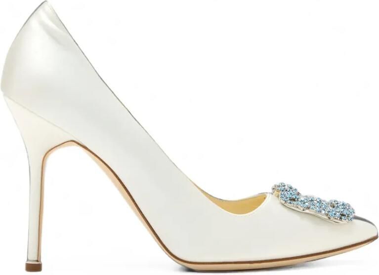 Manolo Blahnik Hangisi crystal-buckle pumps Wit
