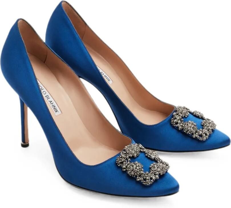 Manolo Blahnik Hangisi pumps met kristallen gesp Blauw