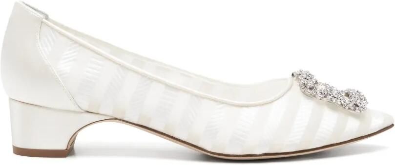 Manolo Blahnik Hangisi pumps met kristallen gesp Wit