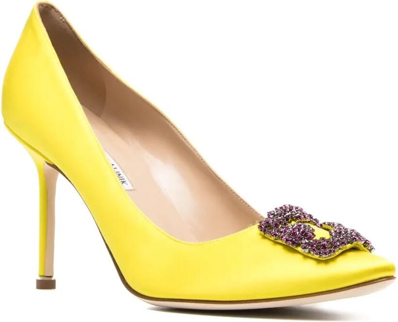 Manolo Blahnik Hangisi pumps verfraaid met kristallen Geel - Foto 3