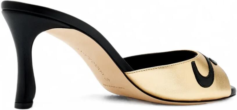 Manolo Blahnik Leren sandalen met rolwerkapplicatie en hak Goud - Foto 4