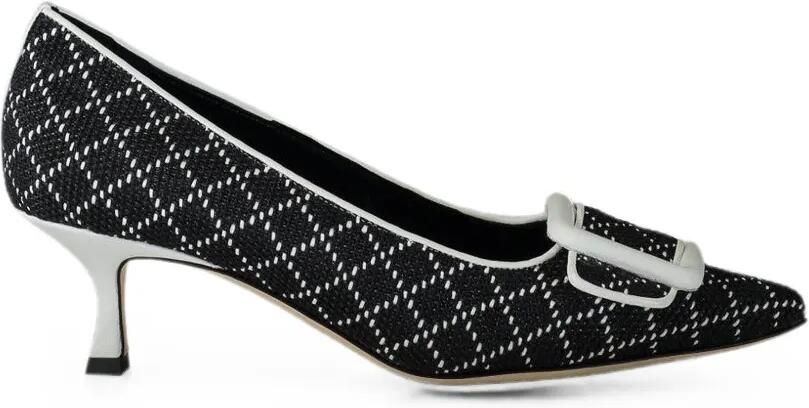 Manolo Blahnik Maysale pumps met gespdetail Zwart