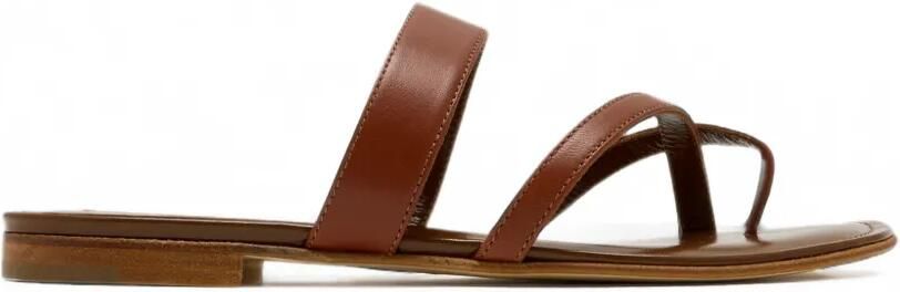 Manolo Blahnik Susa leren sandalen Bruin