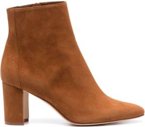 Manolo Blahnik suede ankle boots Bruin