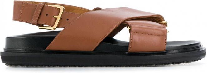 Marni Fussbet sandalen met gekruiste bandjes Bruin