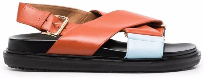 Marni Fussbett sandalen met gekruiste bandjes Oranje
