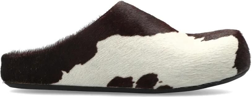 Marni Fussbett sabots met koeienprint en ponyhaar Bruin