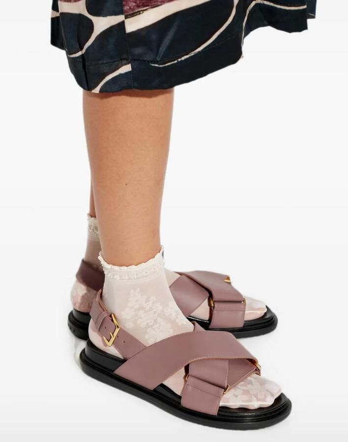 Marni Sandalen met gekruiste bandjes en gespen Roze - Foto 2