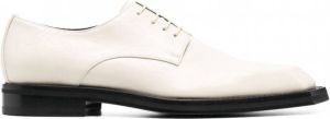 Martine Rose Derby schoenen met bewerkte neus Beige