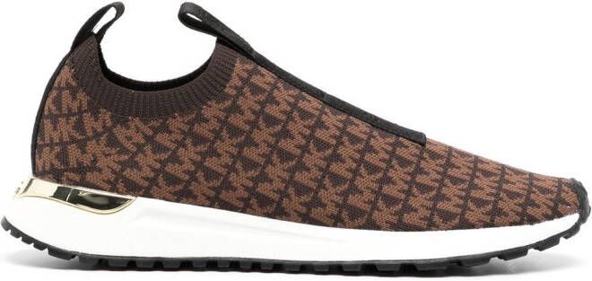 Michael Kors Emmett sneakers met monogramprint Bruin