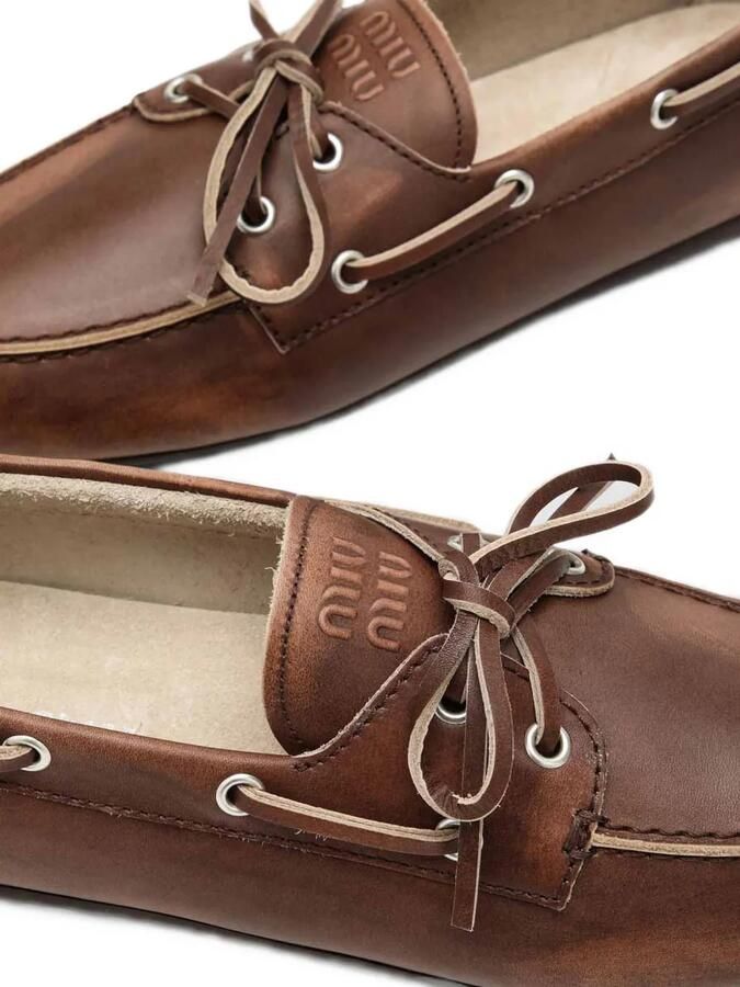 Miu bleached leather deck shoes Bruin - Foto 2