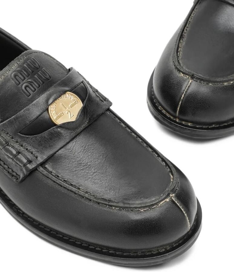Miu coin-embellished leather loafers Zwart - Foto 2