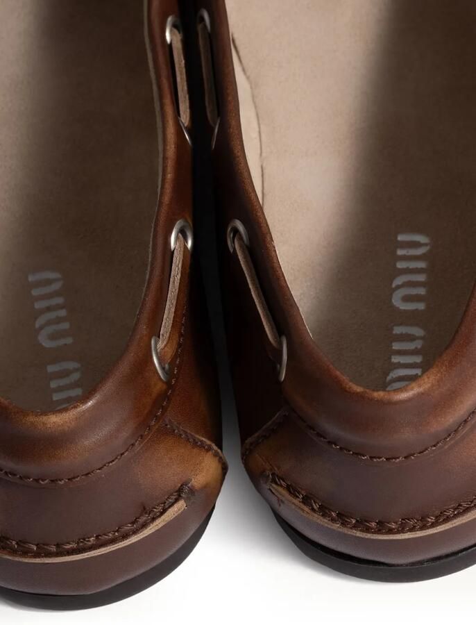 Miu Deck leather loafers Bruin - Foto 3