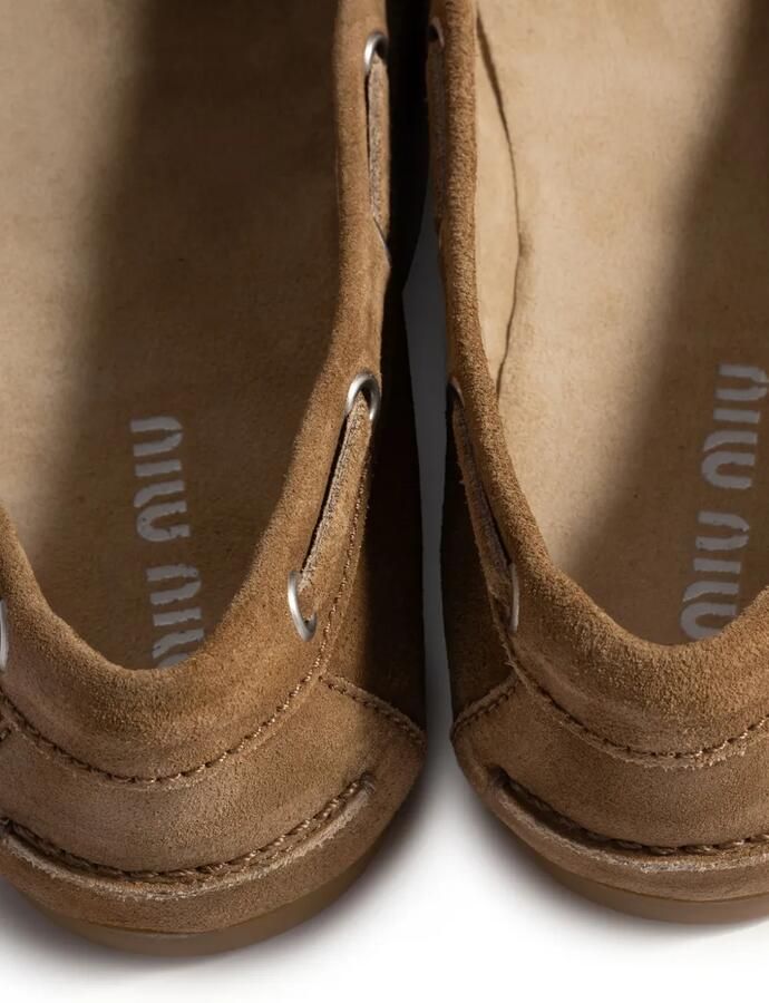 Miu Deck suede loafers Bruin - Foto 2