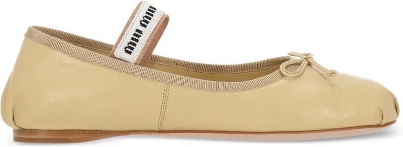 Miu Leren ballerina's Beige