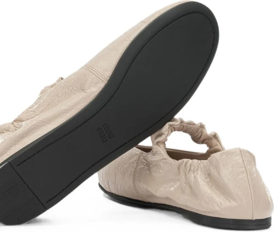 Miu Leren ballerina's met gekreukt effect Beige - Foto 2